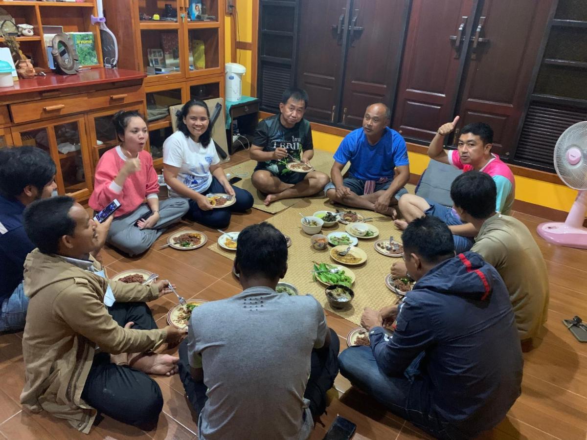 Ban Khu Ha NaiHom Steay Bean Nai Singto Ska Kuha公寓 外观 照片